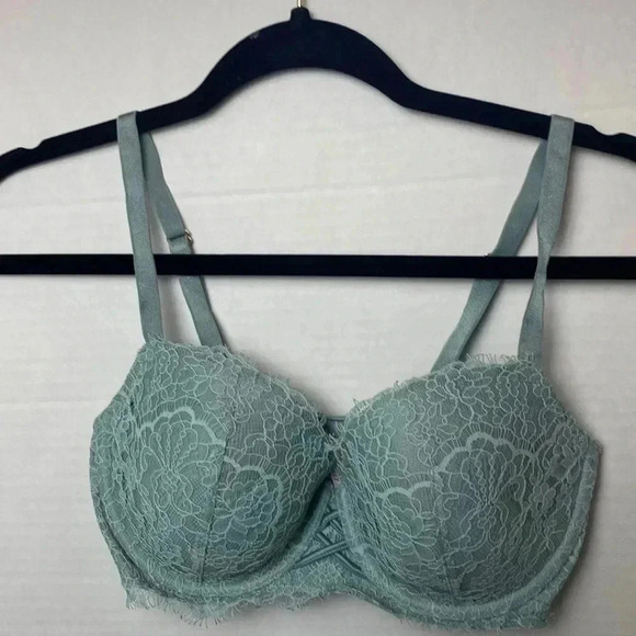 Victoria Secrets Dream Angels Lined Demi Bra - Picture 1 of 8